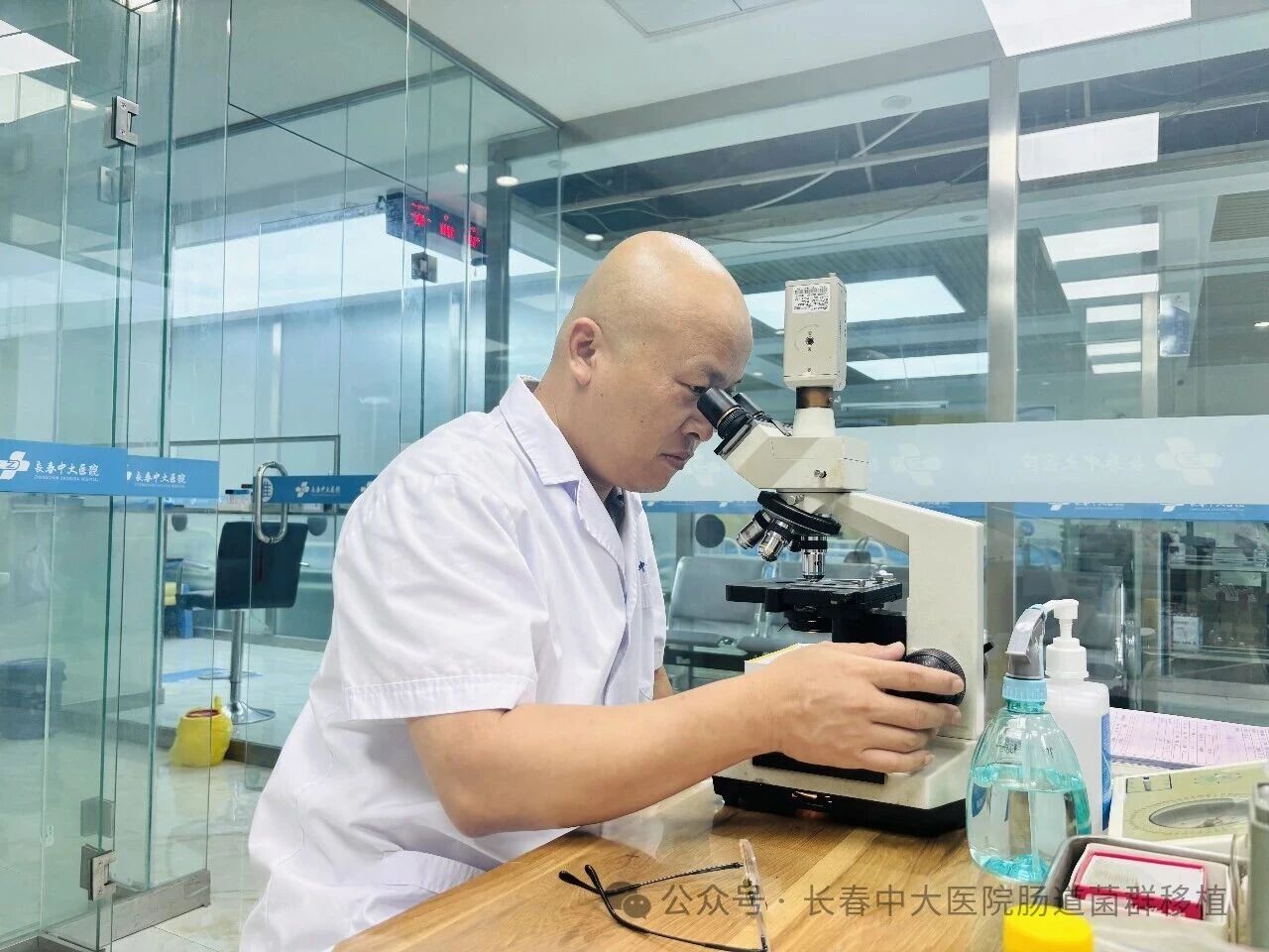 延安市|高朋磊医师：左手男科临床，右手肠道菌群移植深入研究